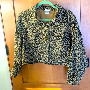 Main Strip leopard jean jacket